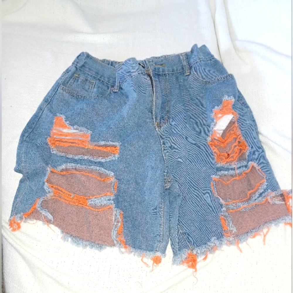 Ripped Short Shorts